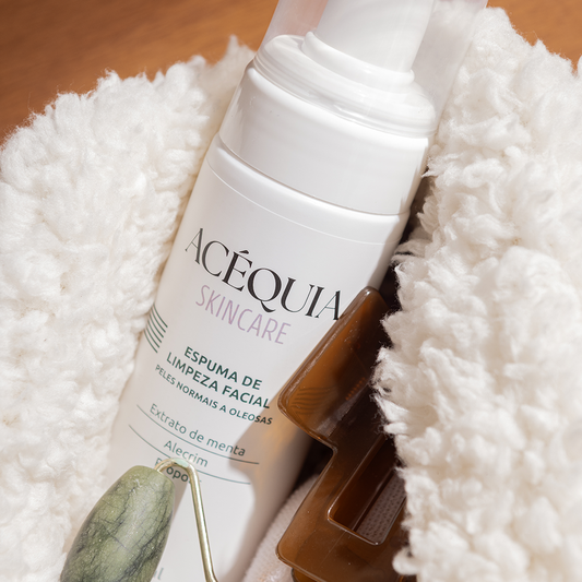 Espuma de Limpeza Facial Pele Oleosa Acéquia
